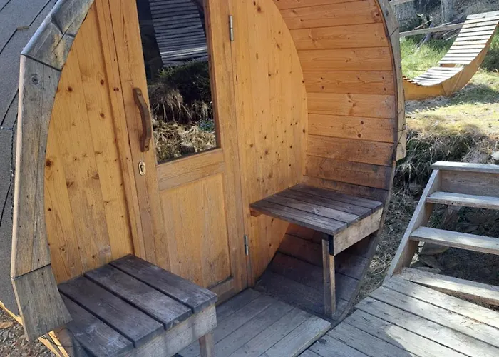 Schwabenhuette * Sirnitz-Sonnseite